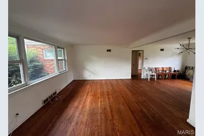 1823 Parker Road, Saint Louis, MO 63138 - Photo 7