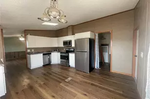 8918 Oriole Cir, French Village, MO 63036 - Photo 3