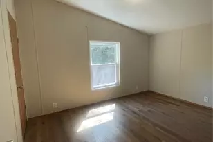 8918 Oriole Cir, French Village, MO 63036 - Photo 5