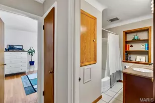 5207 Kingwood Dr, Saint Louis, MO 63123 - Photo 25