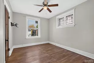 5249 Sutherland Ave, Saint Louis, MO 63109 - Photo 17