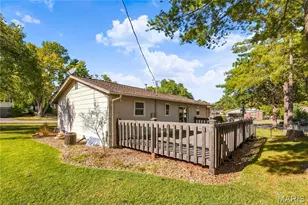 2916 Thrush Dr, Saint Charles, MO 63301 - Photo 35