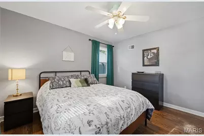 7907 E Yorkshire Drive, Saint Louis, MO 63123 - Photo 21