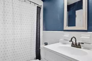7907 E Yorkshire Dr, Saint Louis, MO 63123 - Photo 25