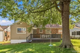 7907 E Yorkshire Dr, Saint Louis, MO 63123 - Photo 45