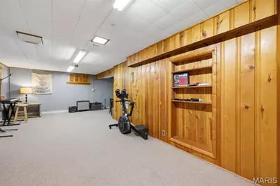 7907 E Yorkshire Drive, Saint Louis, MO 63123 - Photo 31