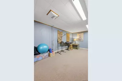 7907 E Yorkshire Drive, Saint Louis, MO 63123 - Photo 35