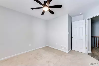 546 Springhurst Parkway, O'Fallon, MO 63368 - Photo 35