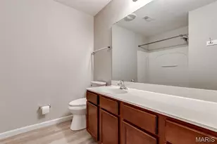 546 Springhurst Pkwy, O'Fallon, MO 63368 - Photo 31