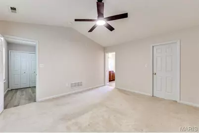 546 Springhurst Parkway, O'Fallon, MO 63368 - Photo 21