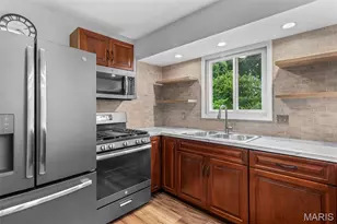 2124 Windemere Dr, Imperial, MO 63052 - Photo 9