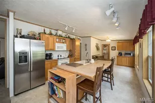218 S Warren Dr, Winfield, MO 63389 - Photo 3