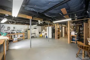 218 S Warren Dr, Winfield, MO 63389 - Photo 15