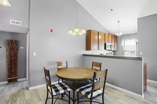 14303 Spring Creek Ln, O'Fallon, MO 63368 - Photo 9