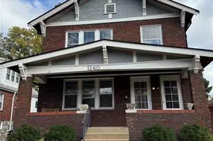1140 Edward Terrace, Saint Louis, MO 63117 - Photo 1