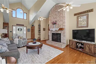 174 Denise Ct Court, Troy, MO 63379 - Photo 13