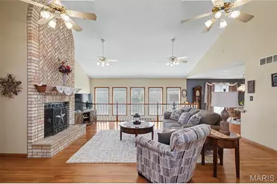 174 Denise Ct Court, Troy, MO 63379 - Photo 11