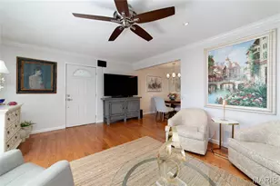 10451 Briarbend Dr, Saint Louis, MO 63146 - Photo 5