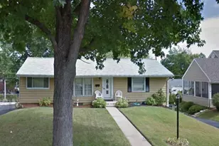 7051 Circleview Dr, Affton, MO 63123 - Photo 1