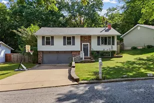 2117 Ayrshire Ct, Imperial, MO 63052 - Photo 3