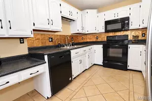 808 Carrie Cir, Lebanon, MO 65536 - Photo 7