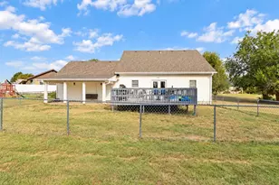 808 Carrie Cir, Lebanon, MO 65536 - Photo 29