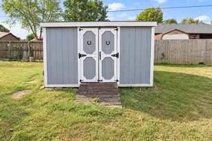 808 Carrie Cir, Lebanon, MO 65536 - Photo 31