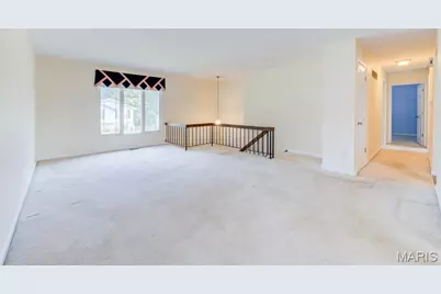 127 Spring Leaf Drive, Saint Peters, MO 63376 - Photo 3
