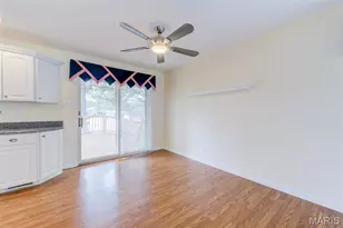 127 Spring Leaf Dr, Saint Peters, MO 63376 - Photo 5