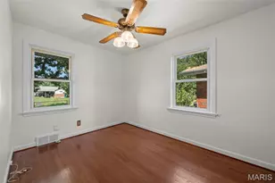 1273 Waldorf Dr, Bellefontaine Neighbors, MO 63137 - Photo 15
