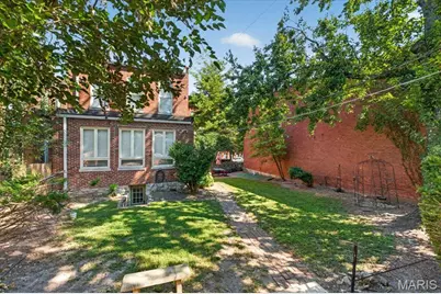 2016 Hickory Street, Saint Louis, MO 63104 - Photo 27