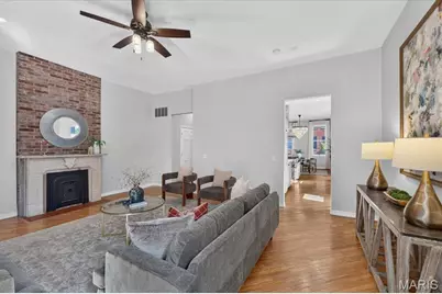 2016 Hickory Street, Saint Louis, MO 63104 - Photo 7