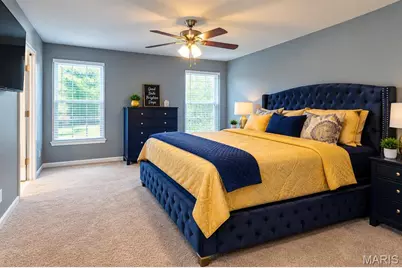 9549 Wilson Bridge Drive, Jennings, MO 63136 - Photo 7