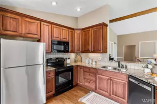 1902 Baxter Ridge Dr, Chesterfield, MO 63017 - Photo 23