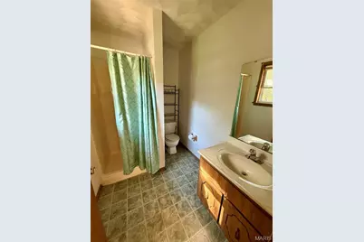 8575 N Service Road, Bourbon, MO 65441 - Photo 15