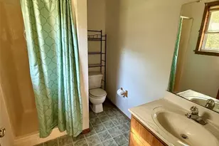 8575 N Service Rd, Bourbon, MO 65441 - Photo 15