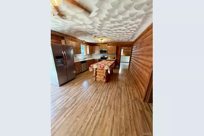 8575 N Service Road, Bourbon, MO 65441 - Photo 17