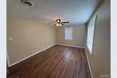 9125 Kathlyn Drive, Saint Louis, MO 63134 - Photo 3