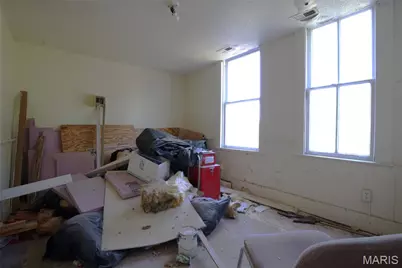 401 Kentucky Street, Louisiana, MO 63353 - Photo 3