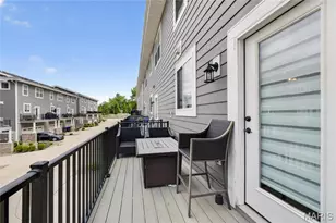 11267 Talamore Cir, Saint Louis, MO 63131 - Photo 9