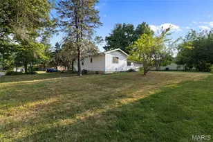 5891 Sir Edward Ln, Florissant, MO 63033 - Photo 51