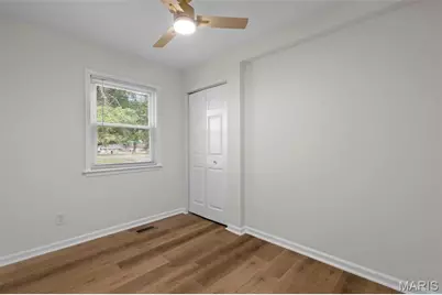 5891 Sir Edward Lane, Florissant, MO 63033 - Photo 33