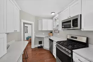6409 Marquette Ave, Saint Louis, MO 63139 - Photo 13