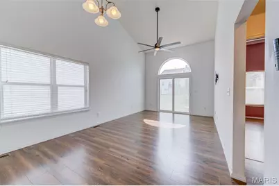 10 W Homefield Point Court, O'Fallon, MO 63366 - Photo 3