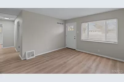 10602 Moidart Circle, Saint Louis, MO 63137 - Photo 3