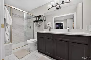 14391 Ladue Rd, Chesterfield, MO 63017 - Photo 25