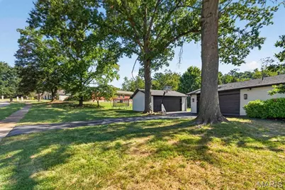 14391 Ladue Road, Chesterfield, MO 63017 - Photo 39