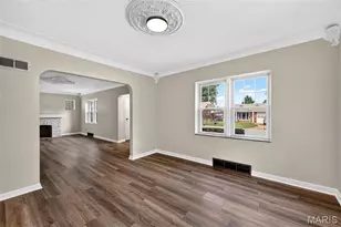 7126 Florian Ave, Saint Louis, MO 63121 - Photo 9