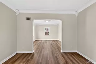 7126 Florian Ave, Saint Louis, MO 63121 - Photo 7
