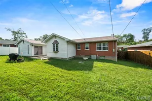 8611 Rowland Dr, Saint Louis, MO 63132 - Photo 37